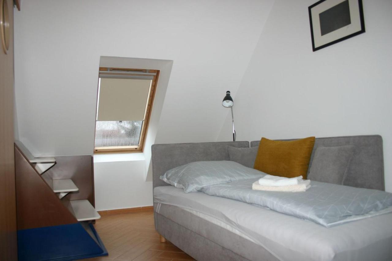 Enjoy 110Qm Apartment Im Historischen Zentrum Sopron Dış mekan fotoğraf